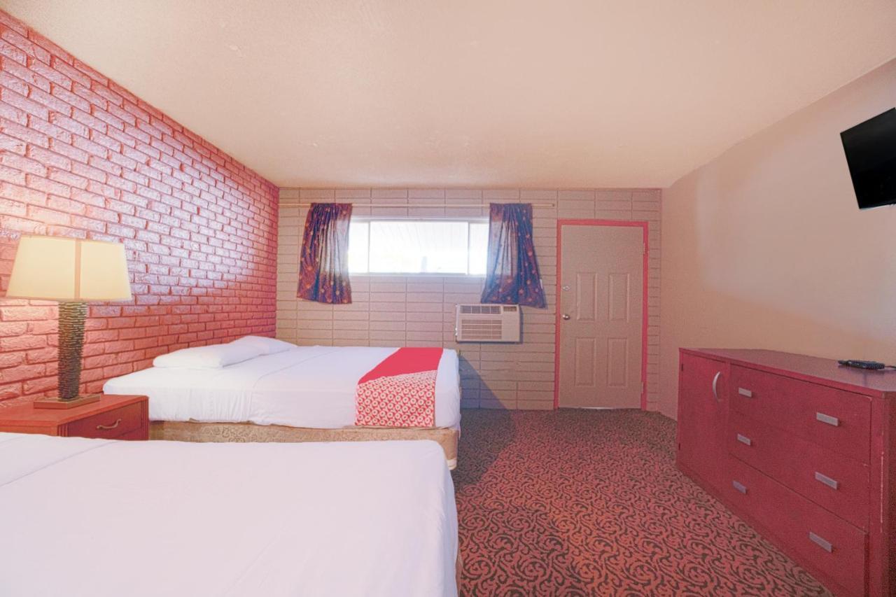 Town & Country Motel Bossier City By Oyo ภายนอก รูปภาพ