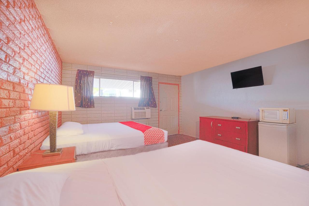 Town & Country Motel Bossier City By Oyo ภายนอก รูปภาพ